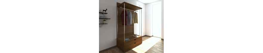 Wardrobes and walk-in closets for hotels and b & bs